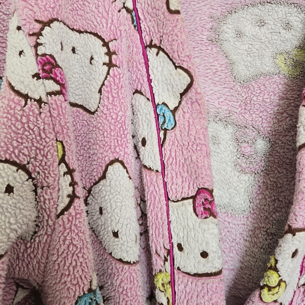 Pink Hello Kitty Robe - Picture 3 of 5